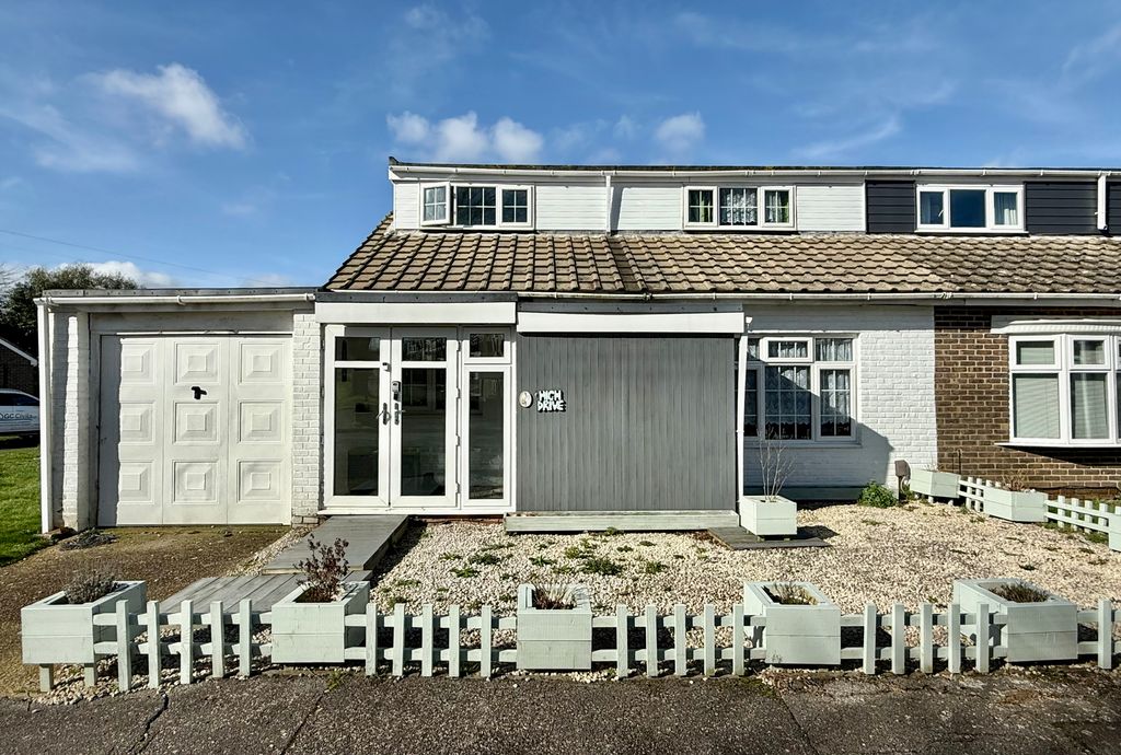 Property photo 1 of 21