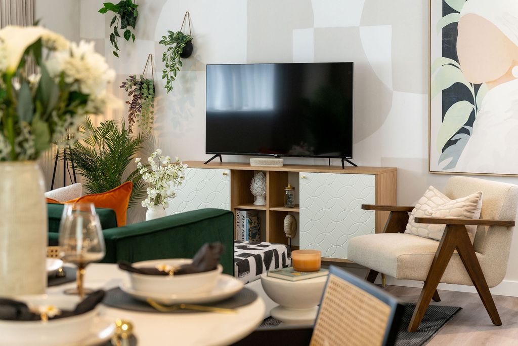 Property photo 3 of 21 Images