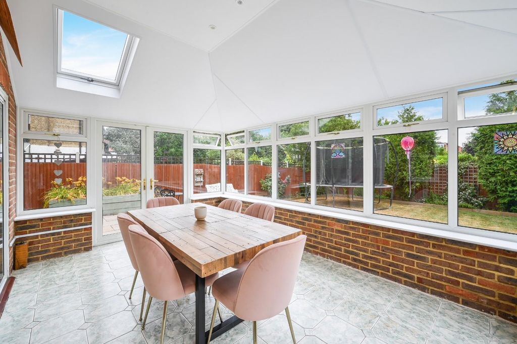 Property photo 3 of 24 Elmwood Drive