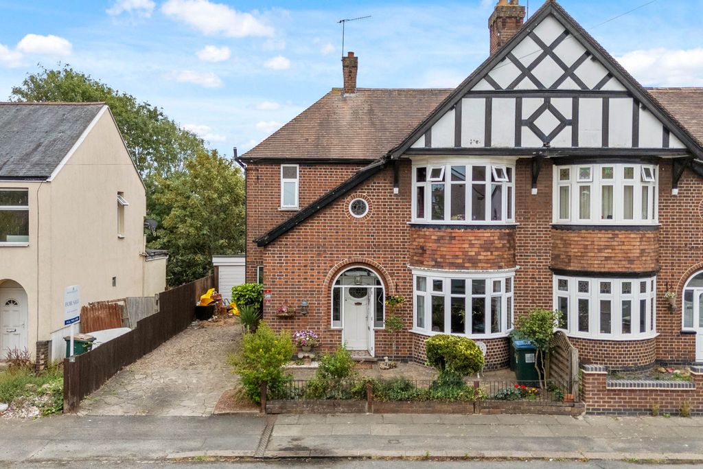 Property photo 1 of 24