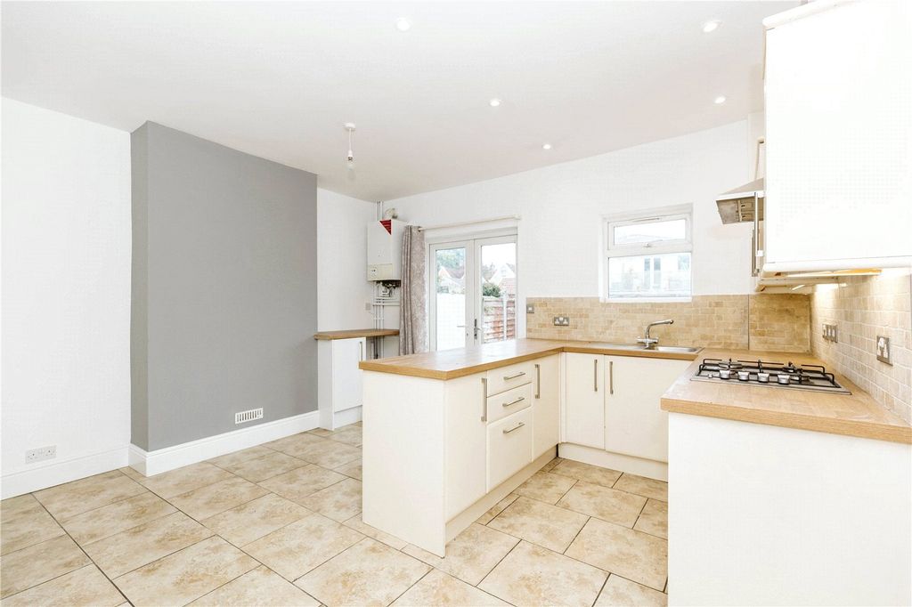 Property photo 2 of 14 Picture No. 09