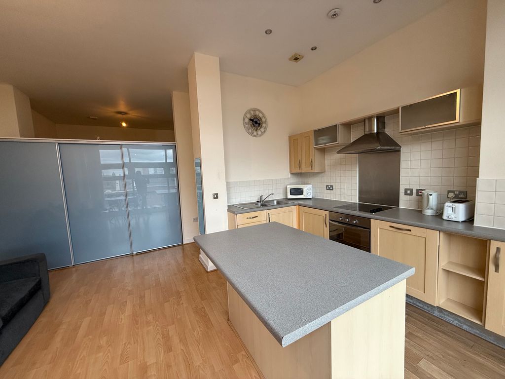 Property photo 2 of 6 Img_7001