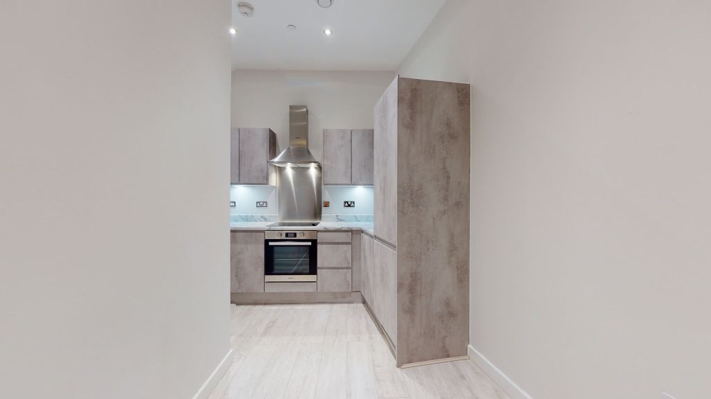 Property photo 2 of 16 Kitchen