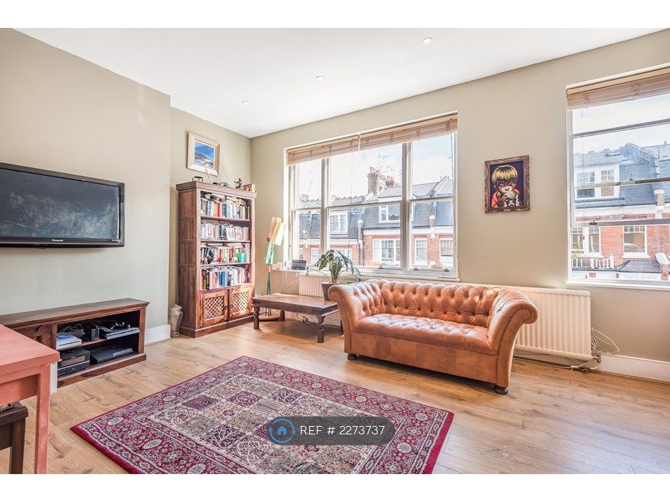 Property photo 2 of 14