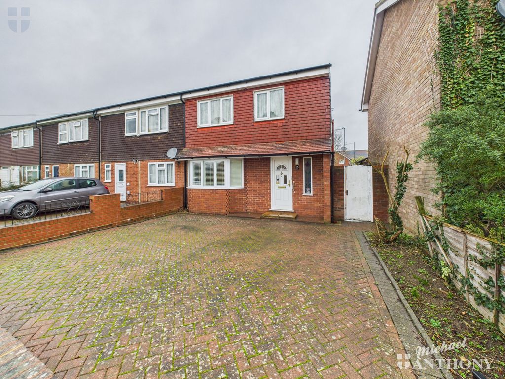 Property photo 1 of 11 2Beef33Abdfb4756945cc276Bc7Be4Cb_80_Cam03852G0-Pr0530-Still010