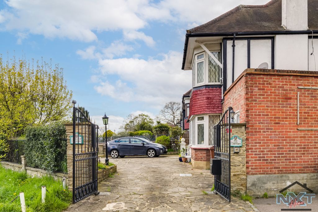 Property photo 1 of 22 Photo 20