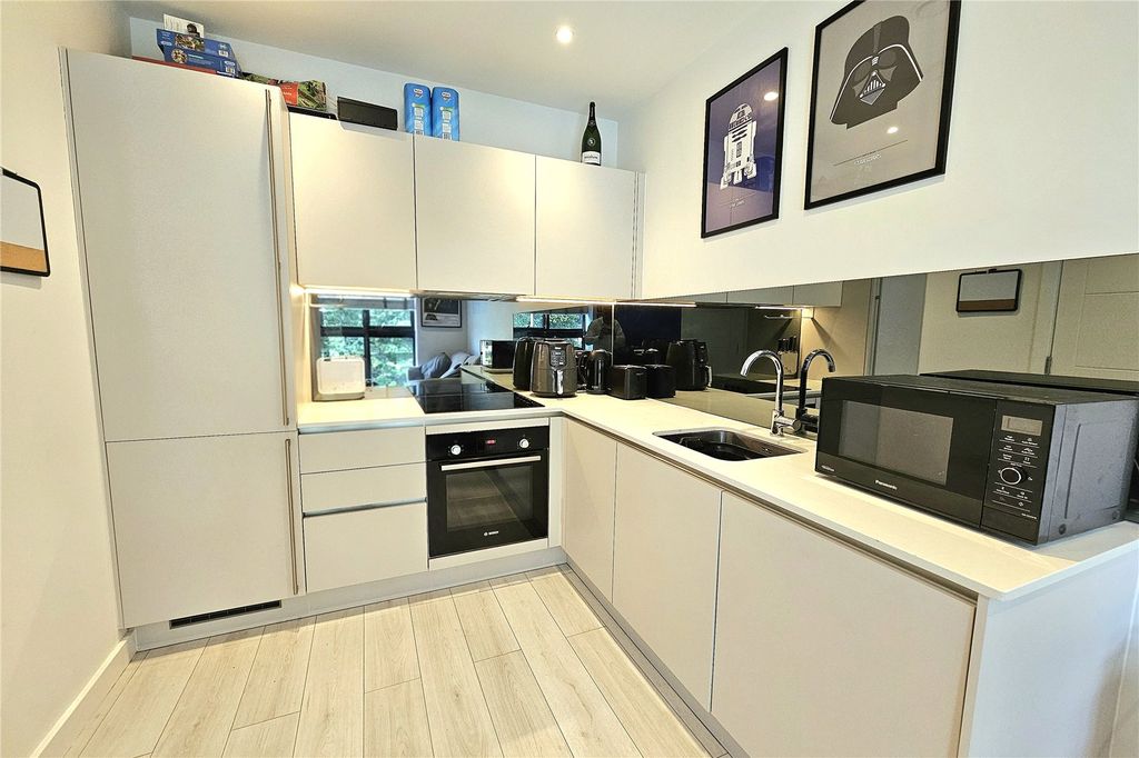 Property photo 1 of 9 Picture No. 07