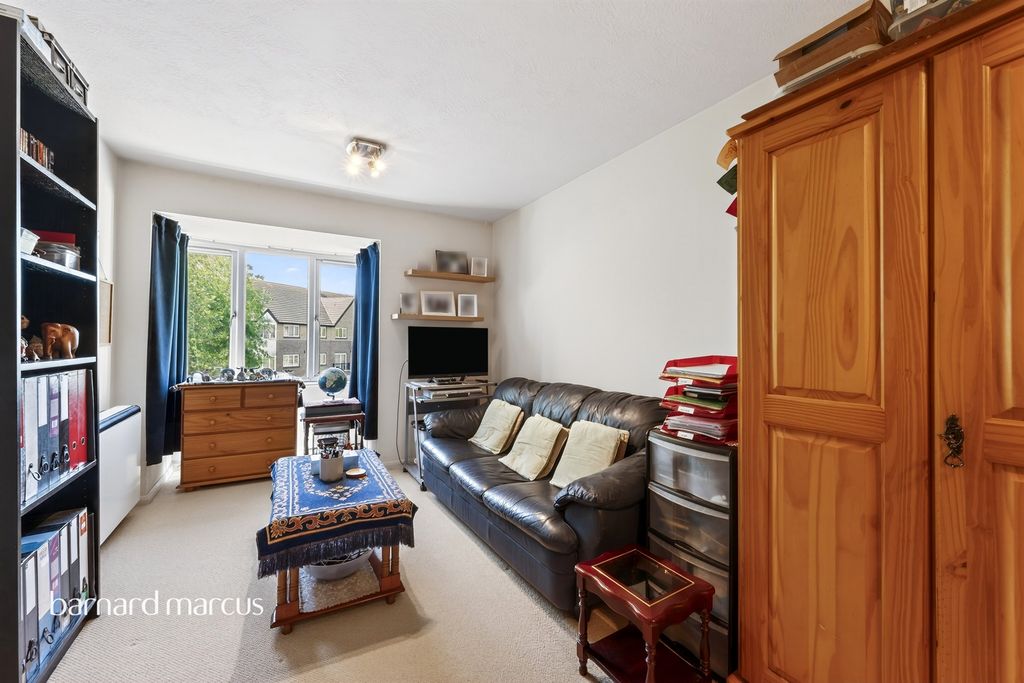 Property photo 2 of 14