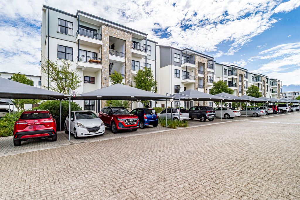 Property photo 1 of 34