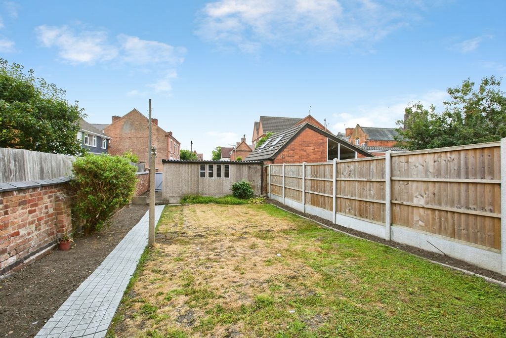 Property photo 3 of 25 Pbox-Img.Jpg