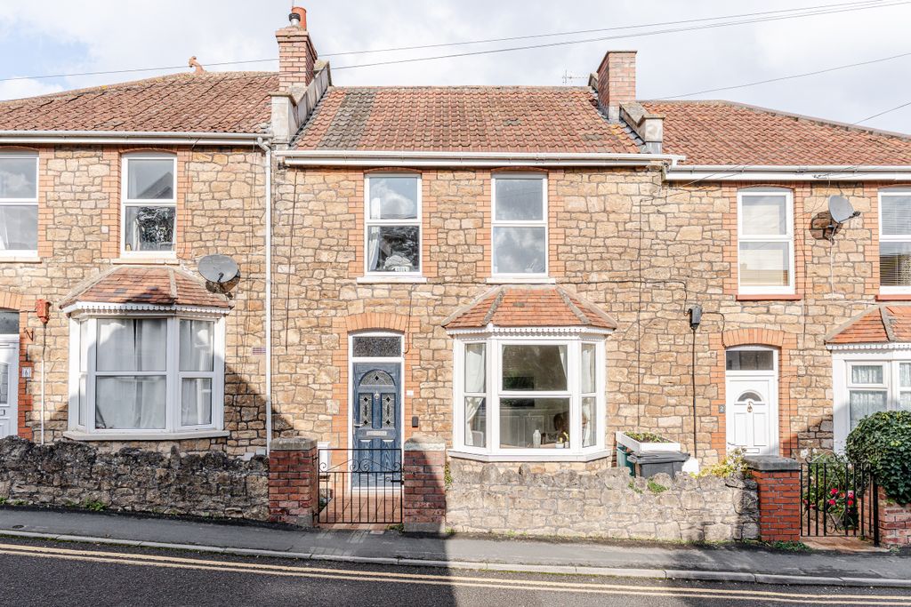 Property photo 1 of 17 A7400143-Hdr-18