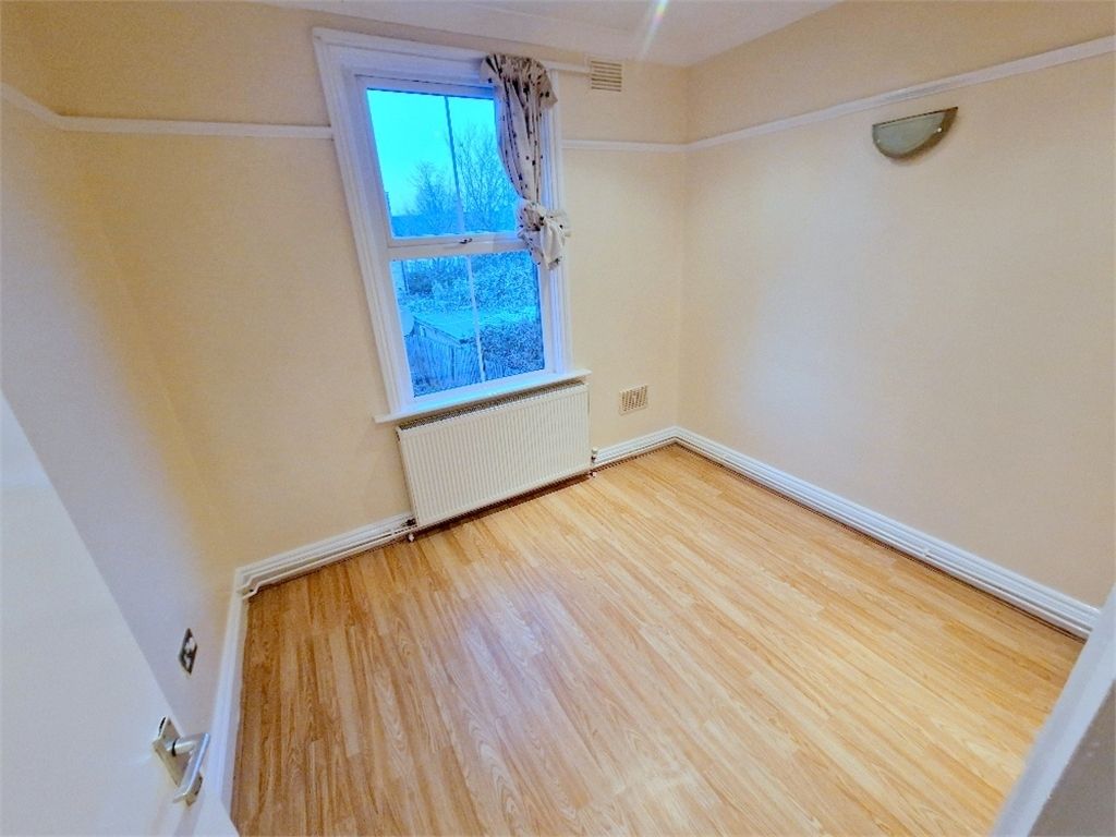 Property photo 3 of 5 Picture 3