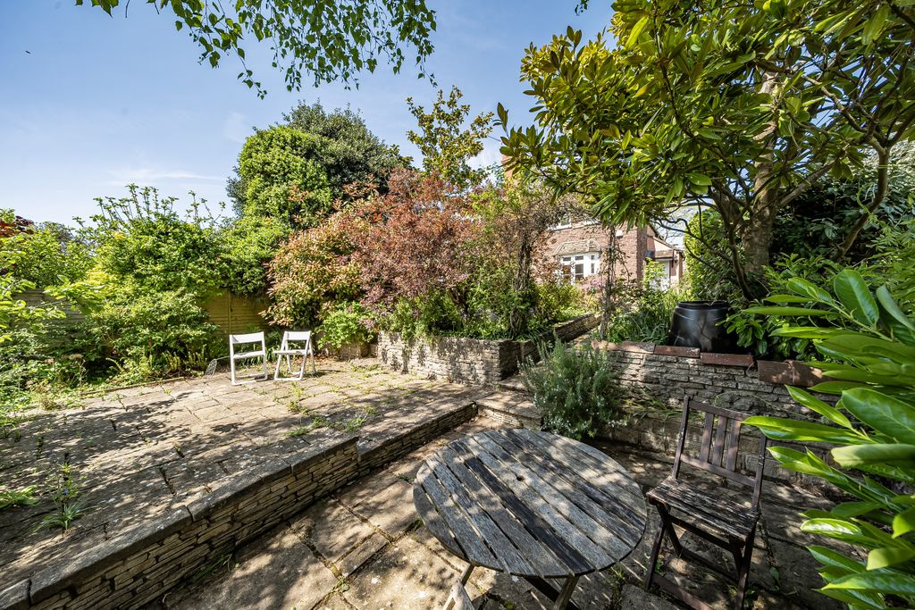 Property photo 1 of 21 Garden