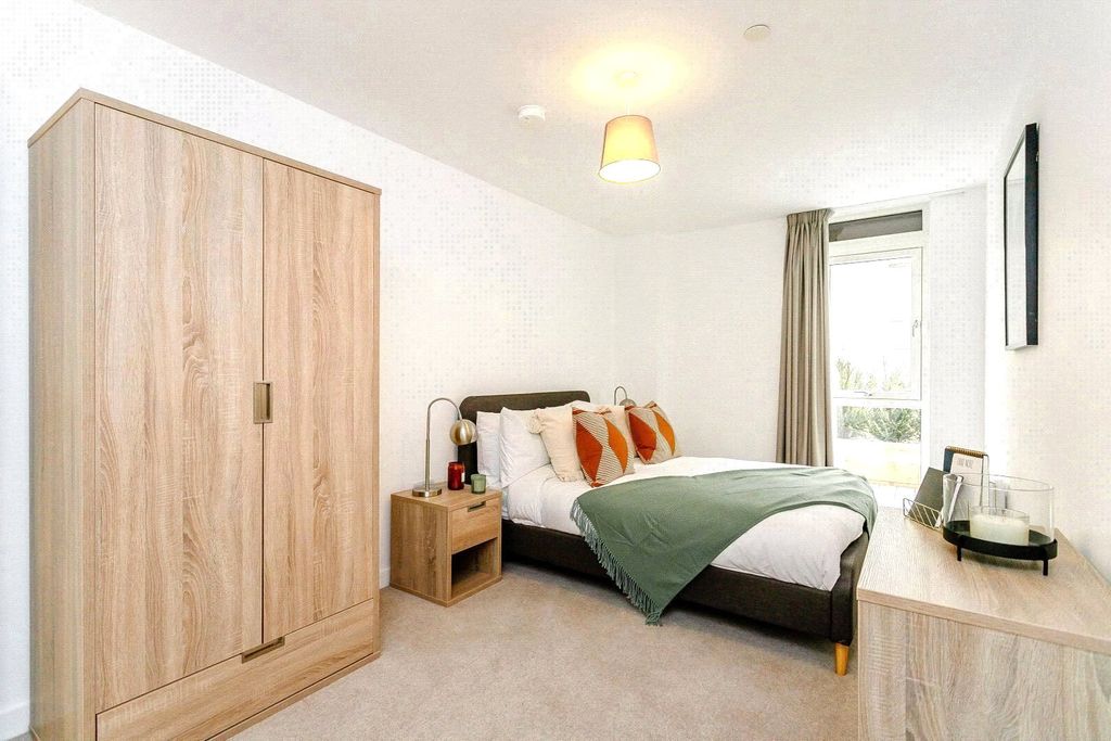 Property photo 2 of 9 Bedroom 1