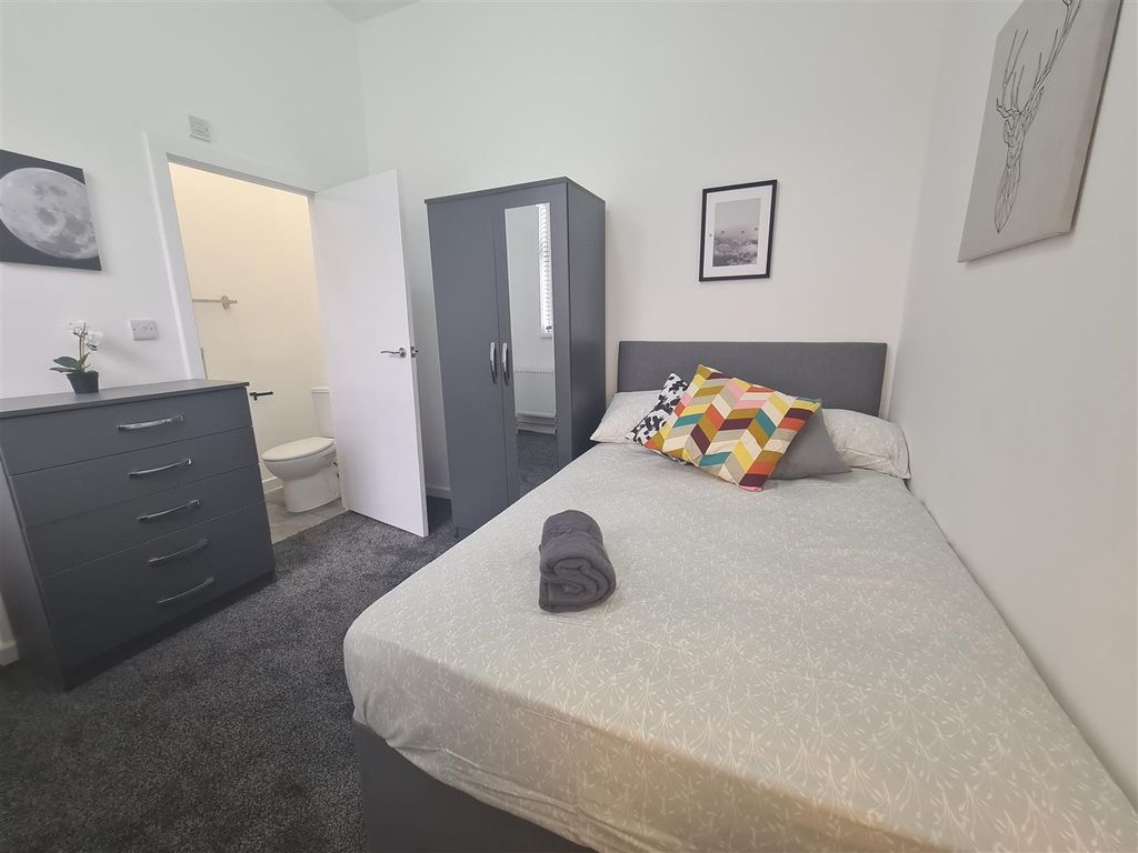 Property photo 2 of 16 20230411_142438.Jpg