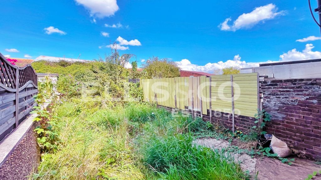 Property photo 2 of 21 Picture No. 40