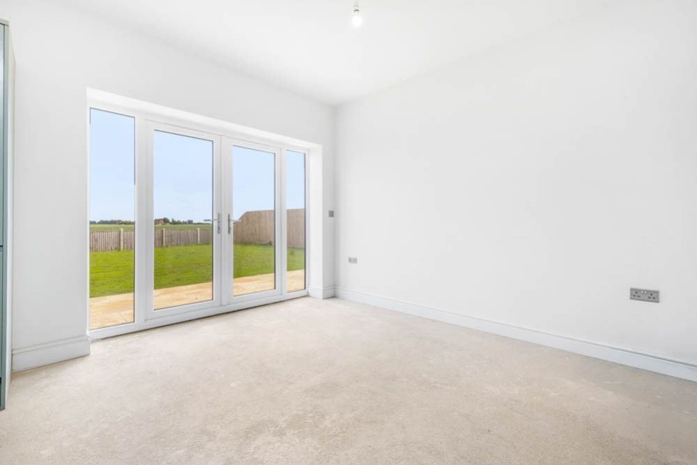 Property photo 3 of 29 Bennington Road Plot 10 (Butterwick)-13