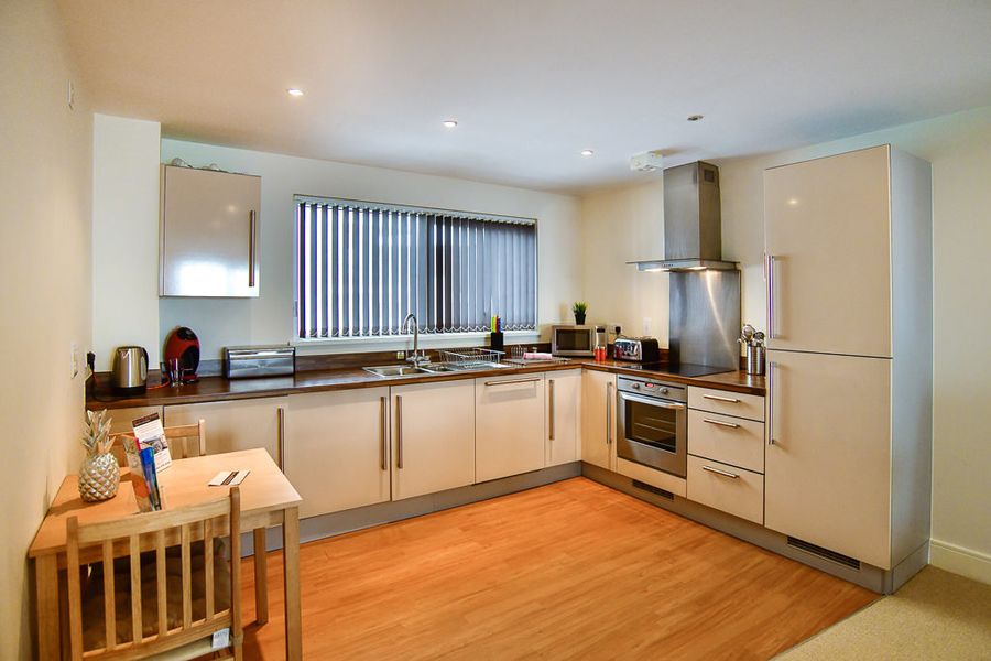 Property photo 2 of 6 Kitchen