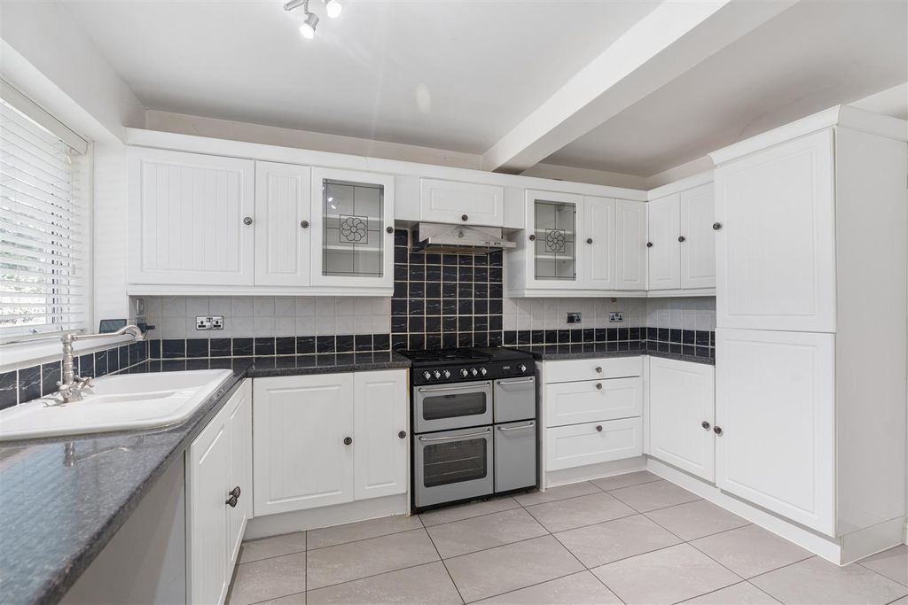 Property photo 2 of 14 55 Caling Croft-Hr3.Jpg