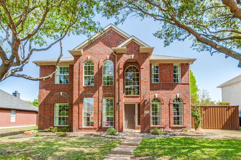 Property photo 1 of 31