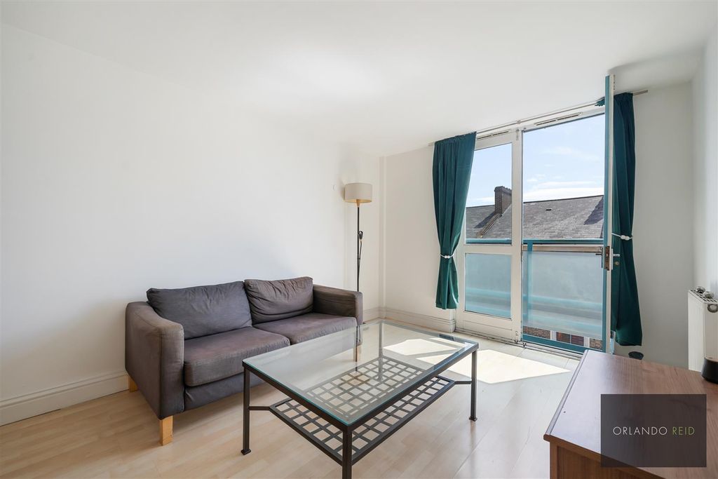 Property photo 1 of 24 Point Zero, Flat 17, 2A Queenstown Road Sw8 3Rx-9.