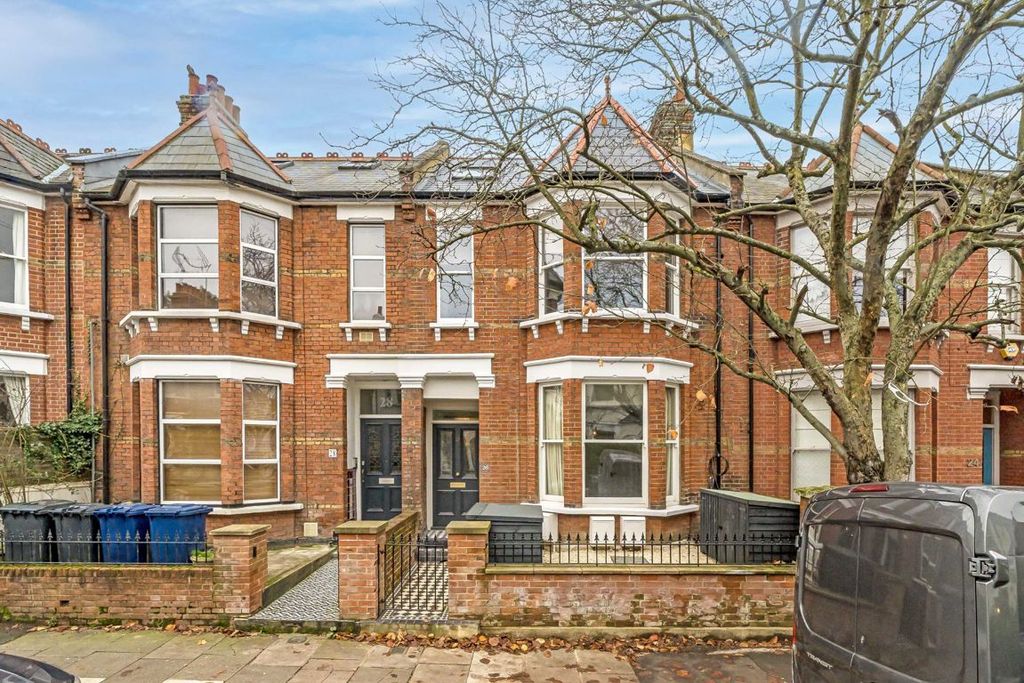 Property photo 1 of 8