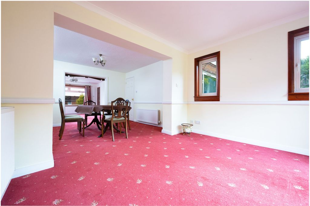 Property photo 3 of 33