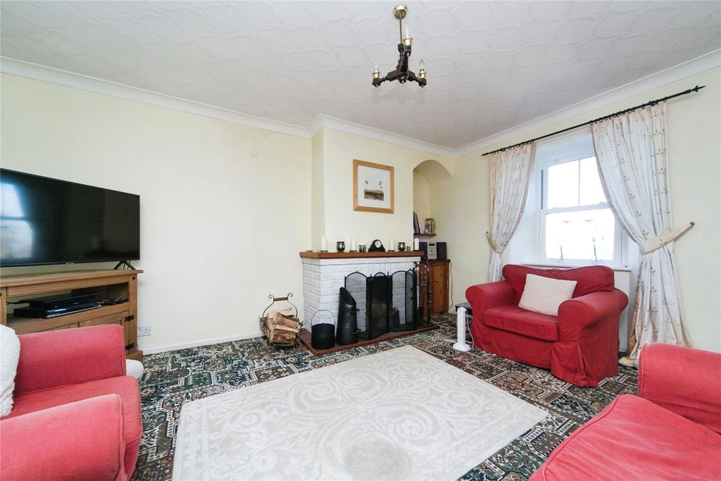 Property photo 3 of 22 Picture No. 29