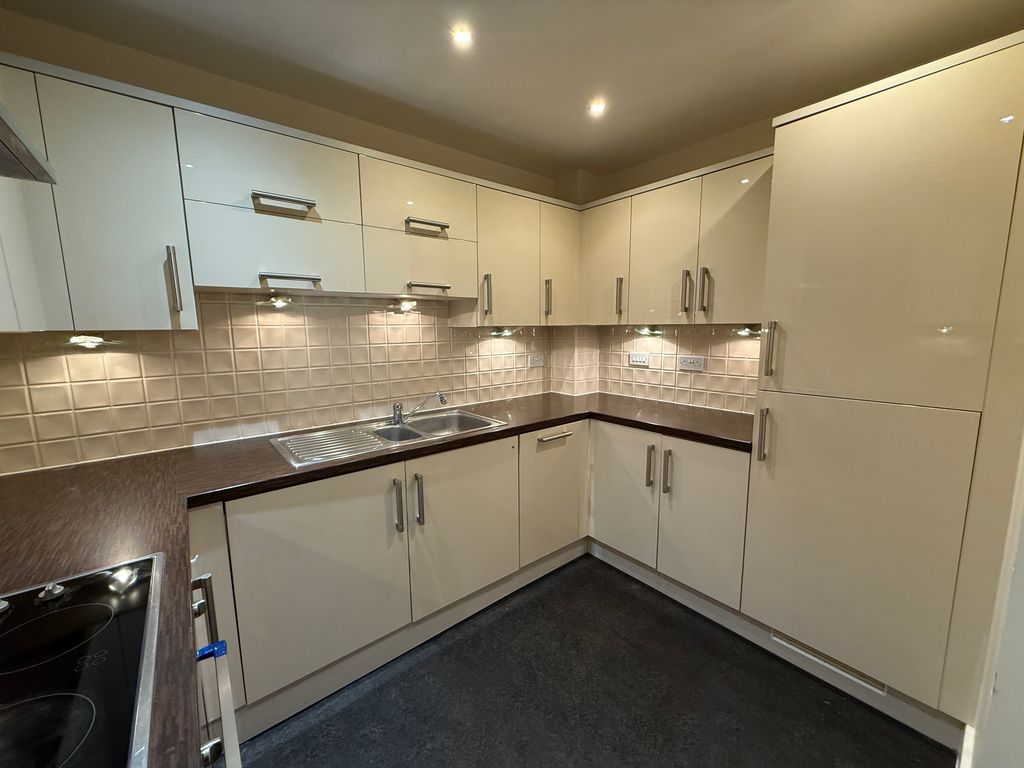 Property photo 1 of 6 Dining Room