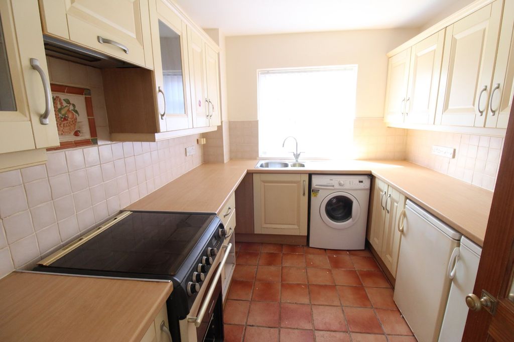 Property photo 3 of 5 Picture No. 05