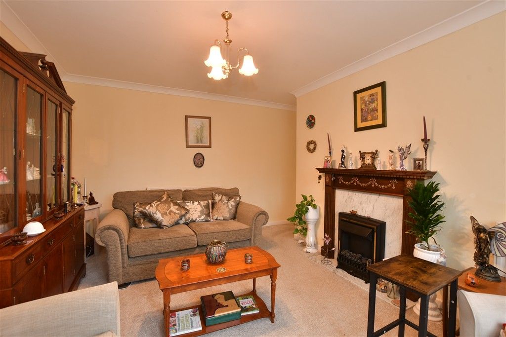 Property photo 3 of 13 Lounge/Dining Room