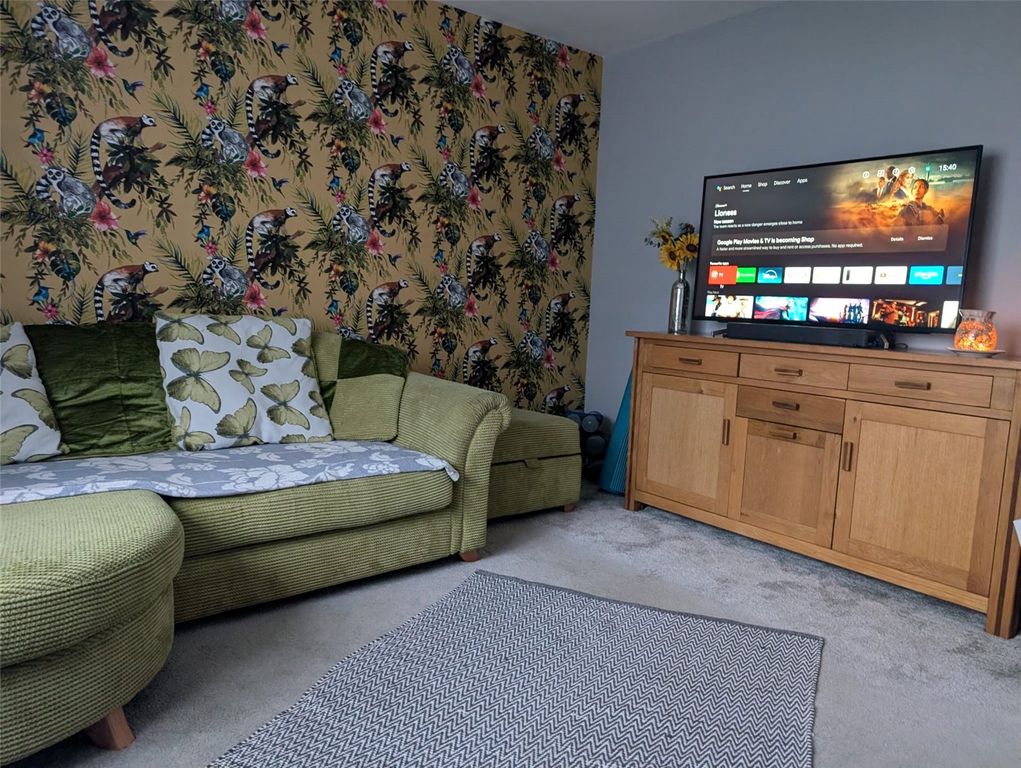 Property photo 2 of 18 Living Room