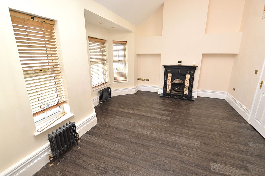 Property photo 2 of 12 Picture No. 09