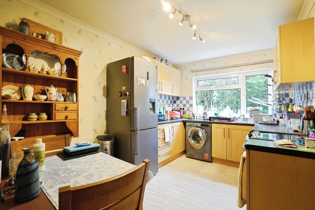 Property photo 2 of 21 Photo