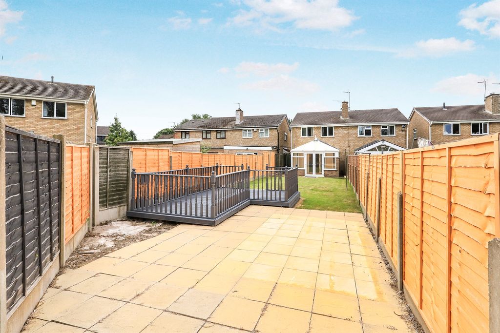 Property photo 2 of 19