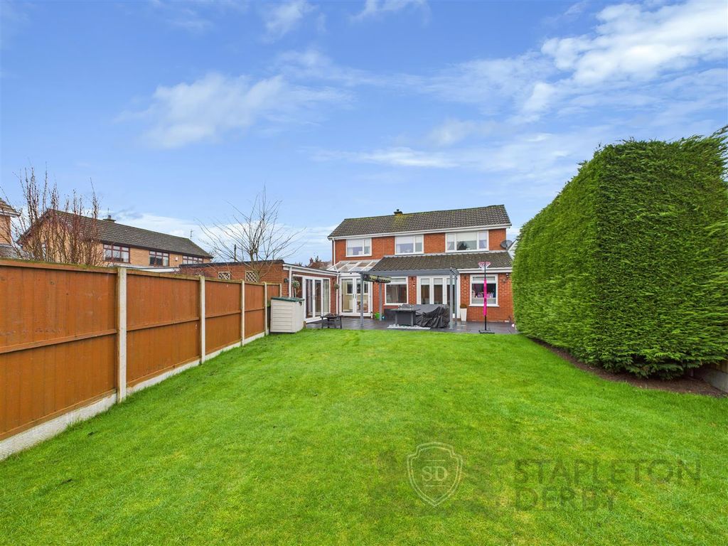 Property photo 2 of 38 Cam04720G0-Pr0166-Still040.Jpg