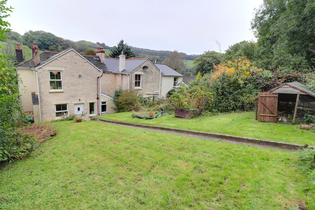 Property photo 3 of 19 Picture No. 05