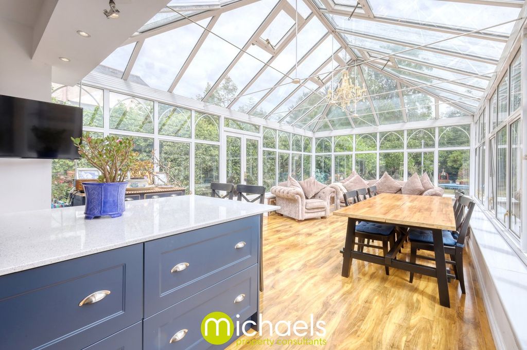 Property photo 3 of 24