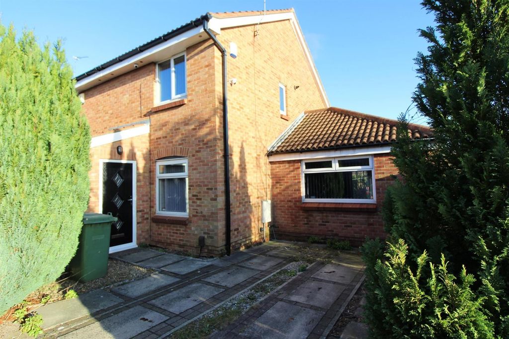 Property photo 1 of 10 Front.Jpg