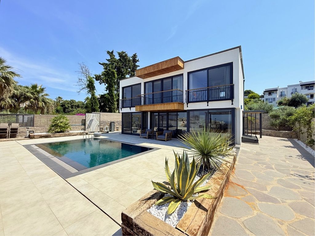 Property photo 1 of 25 Brand New Sea View Villa For Sale In Yalikavak, Bodrum - A Prestigious Villa And Private Pool