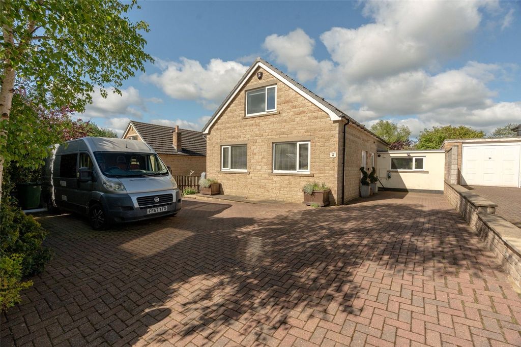 Property photo 1 of 45 Picture No. 44