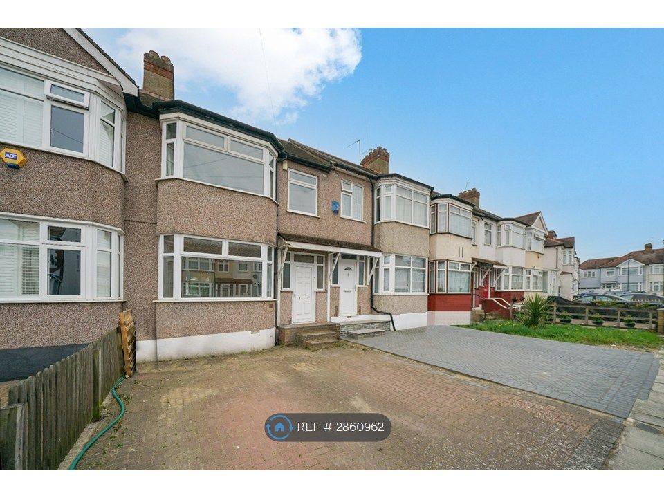 Property photo 2 of 24