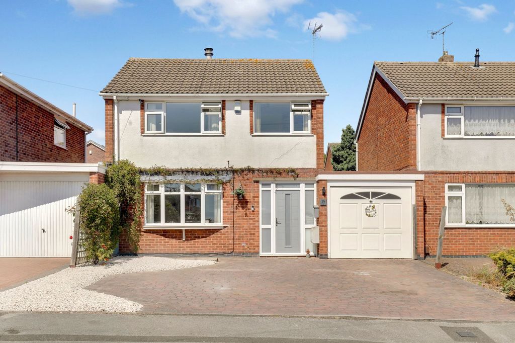 Property photo 1 of 19