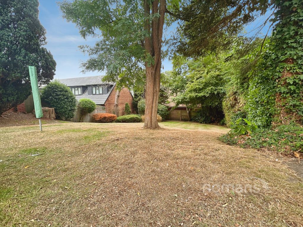 Property photo 3 of 11 Pbox-Img.Jpg