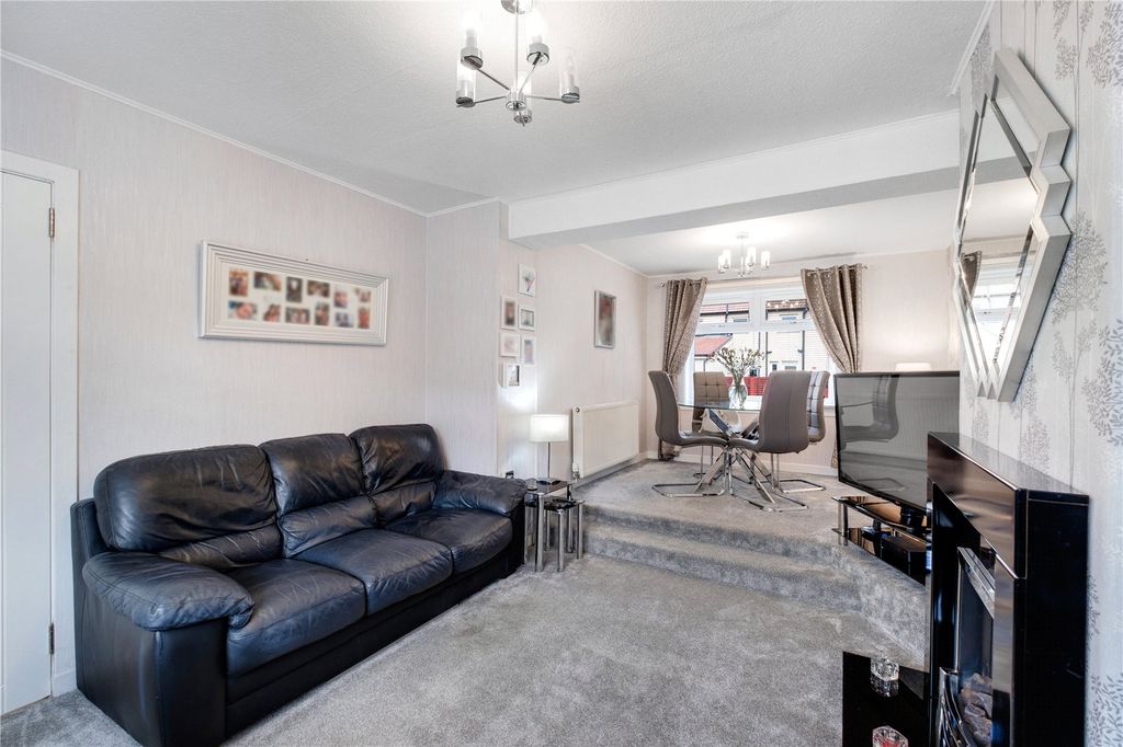 Property photo 2 of 15 2