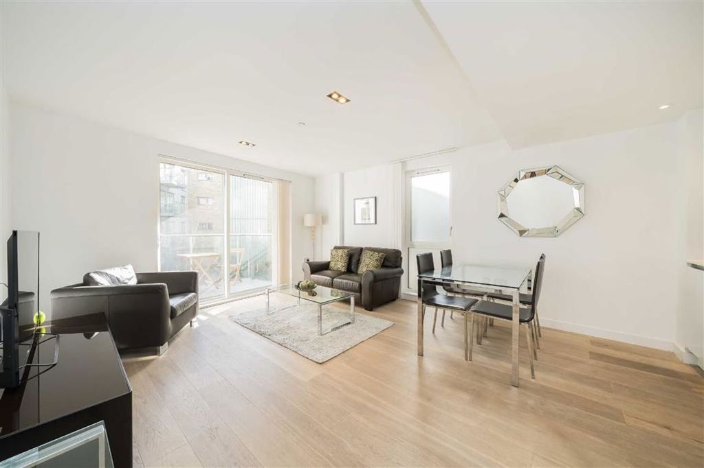 Property photo 2 of 7