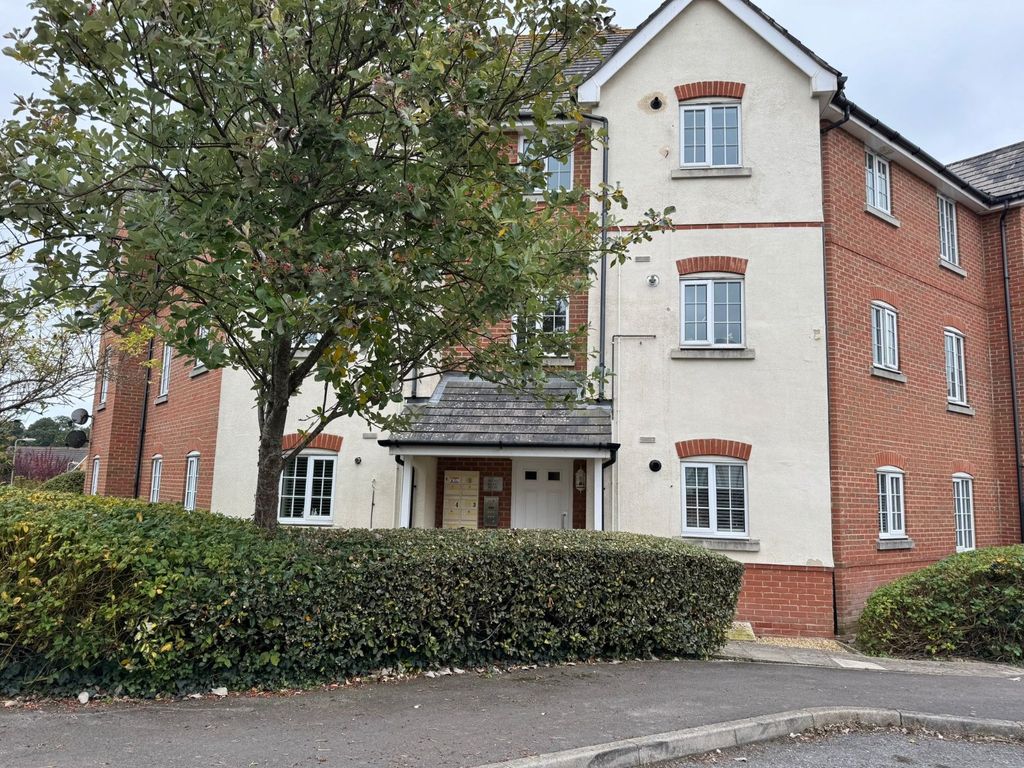 Property photo 1 of 9 Picture No. 18