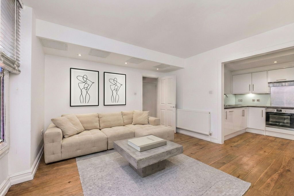 Property photo 2 of 16 Living Dressed