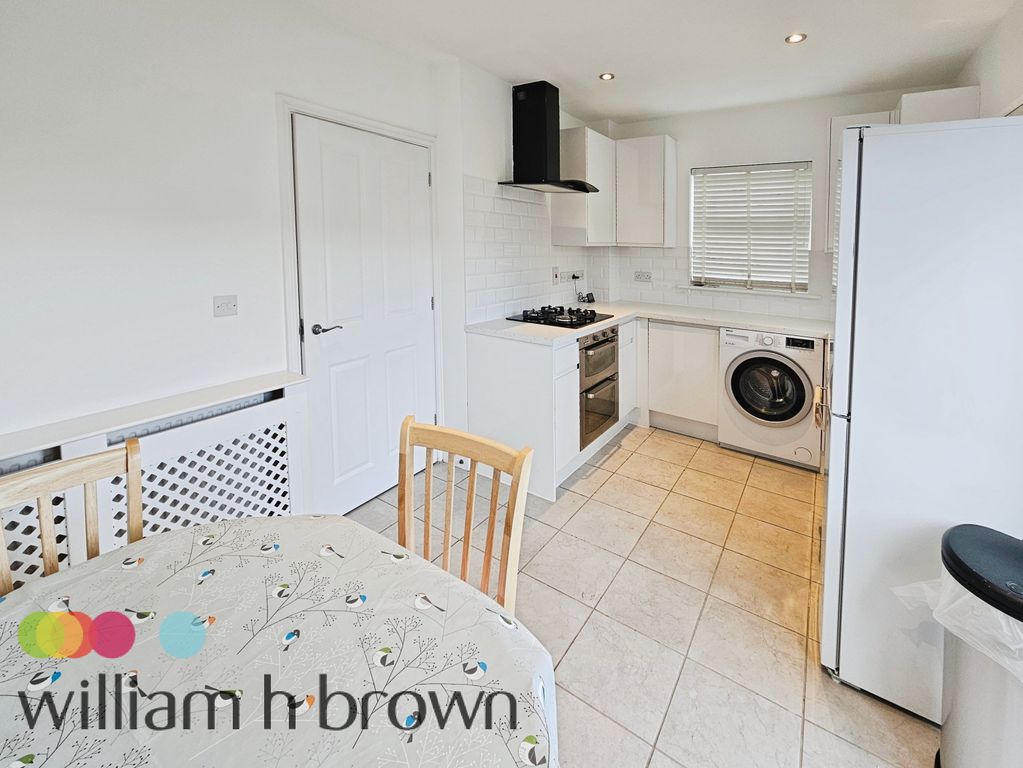 Property photo 3 of 12 Image