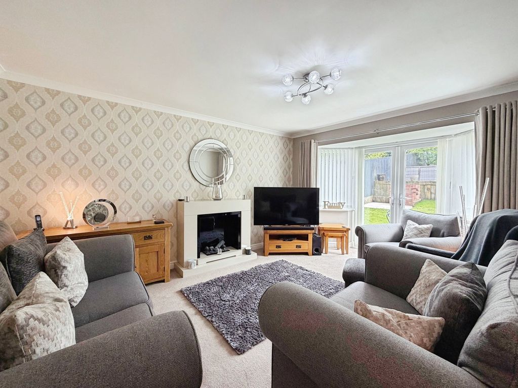 Additional image 4 of 4 bed detached house for sale100 Stanley Road, Brampton CA8